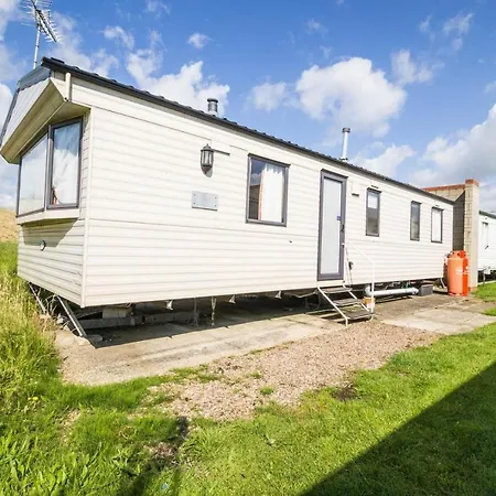Lovely 6 Berth Caravan At Naze Marine Holiday Park In Essex Ref 17275C Walton-on-the-Naze Exterior photo